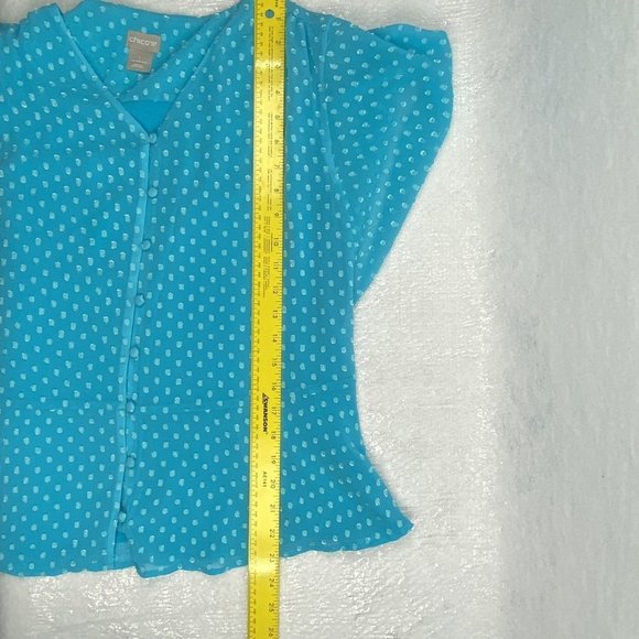 Chico's Blouse Womens Size 1 Medium 8 Blue Clip Dot Peplum‎ Flutter Sleeve Top - Picture 9 of 12